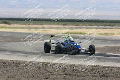 media/Jun-01-2024-CalClub SCCA (Sat) [[0aa0dc4a91]]/Group 6/Race/